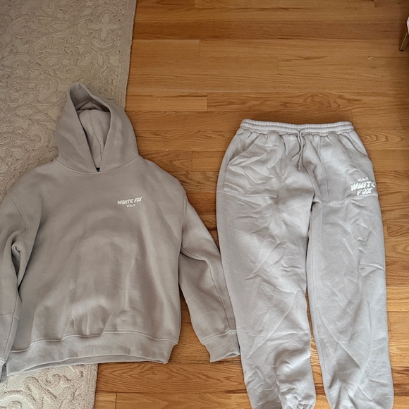 White Fox Boutique Tops - MATCHING SET White Fox Gray/ Crème Hoodie and Sweatpants Set